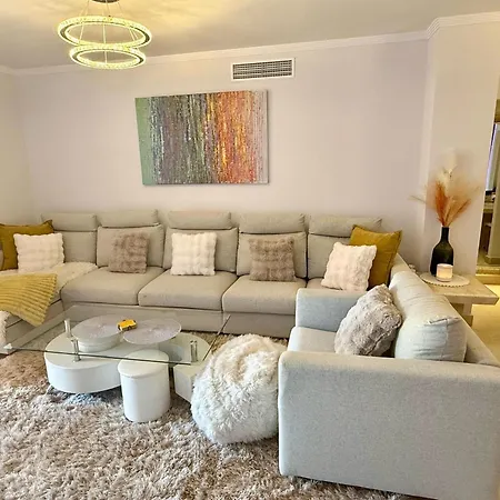 Golf With Private Garden Direct Pool Access Apartment *