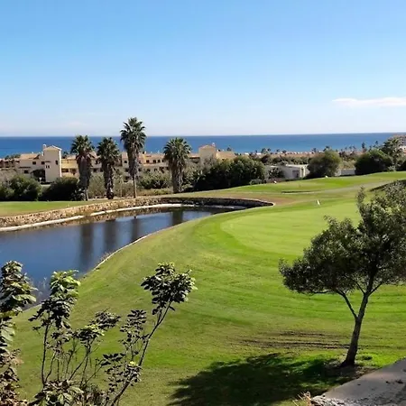 Golf With Private Garden Direct Pool Access Апартаменты Касарес