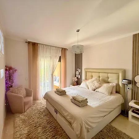 Golf With Private Garden Direct Pool Access * Касарес